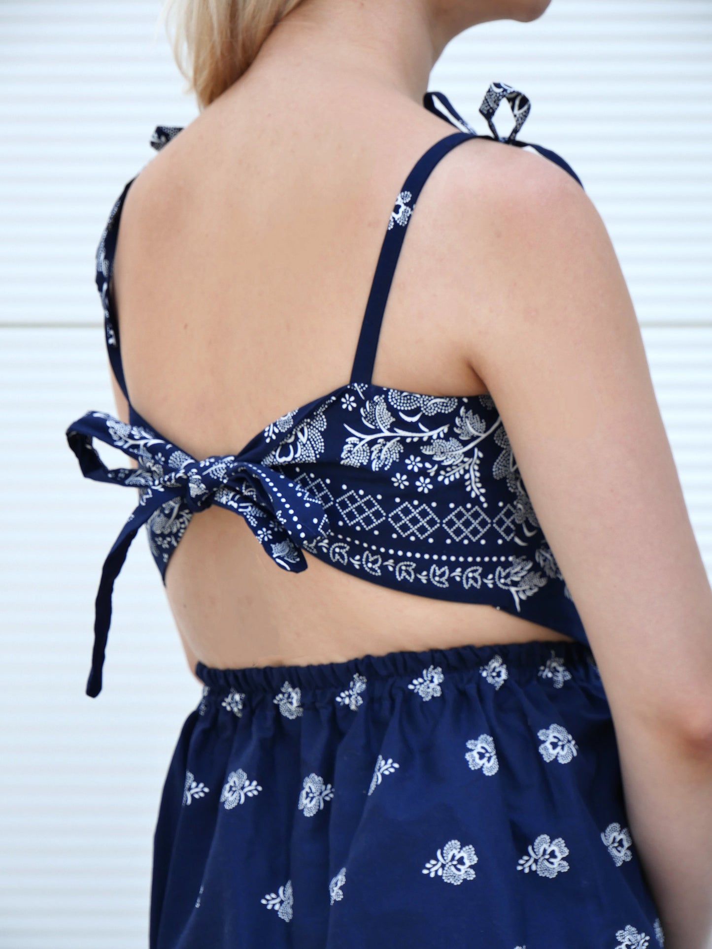 ROSES CROP TOP