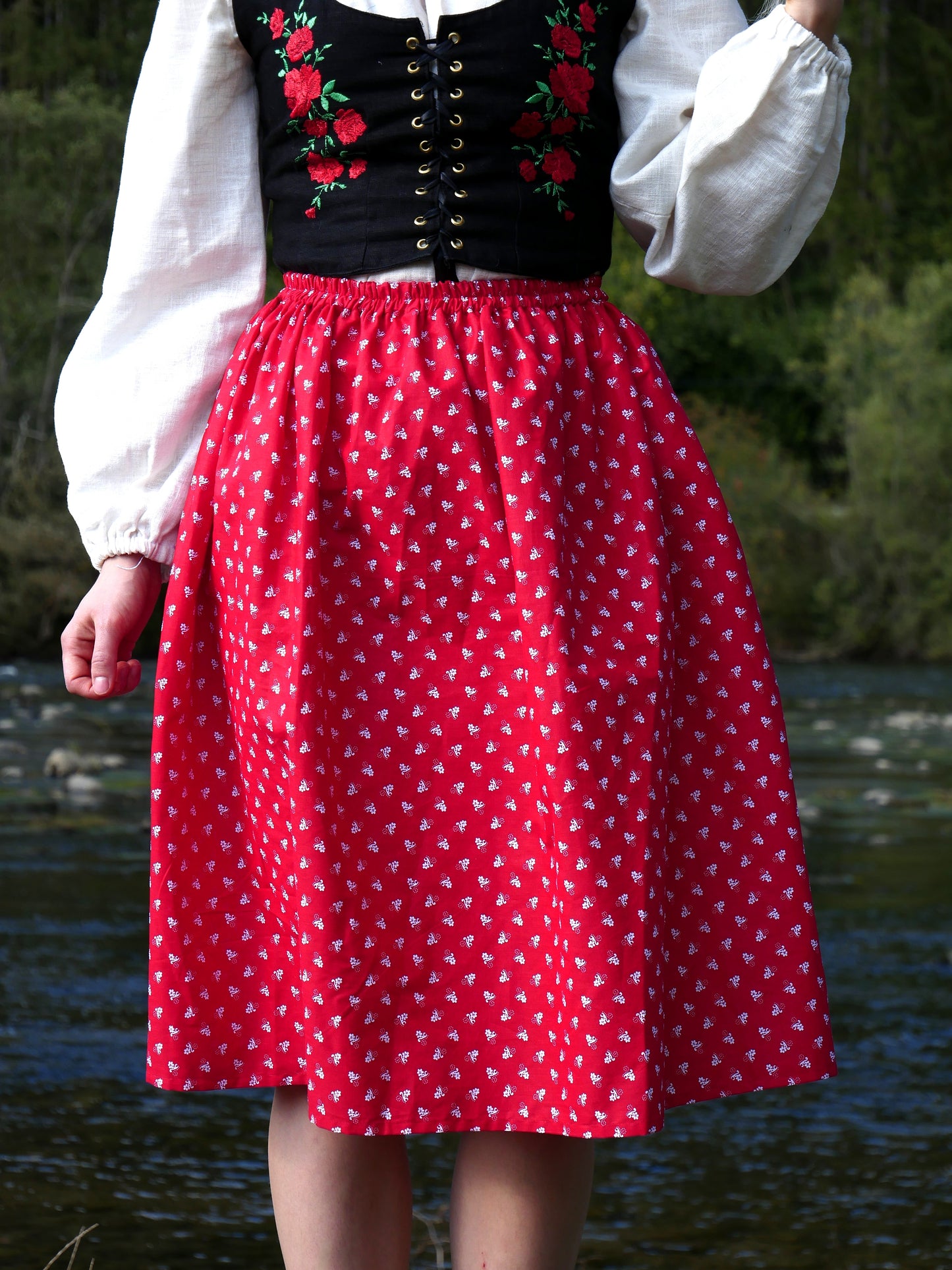 FLORAL SKIRT