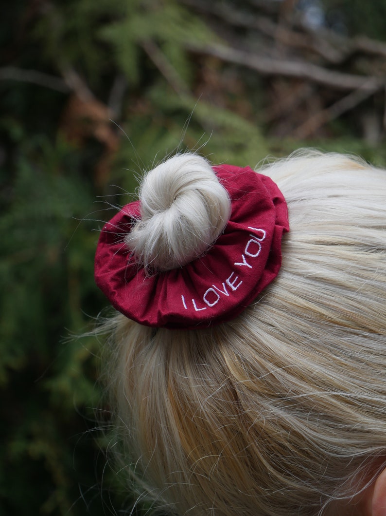 PERSONALIZED SCRUNCHIE